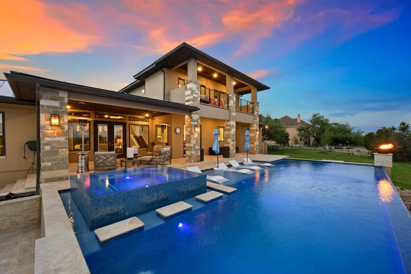 Vacation home by Allison H_ Smith via Shutterstock